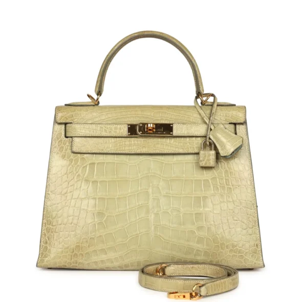 Mirror Quality Hermès Replicas Kelly 28 Vert Celedon GHW | Exotic Creations